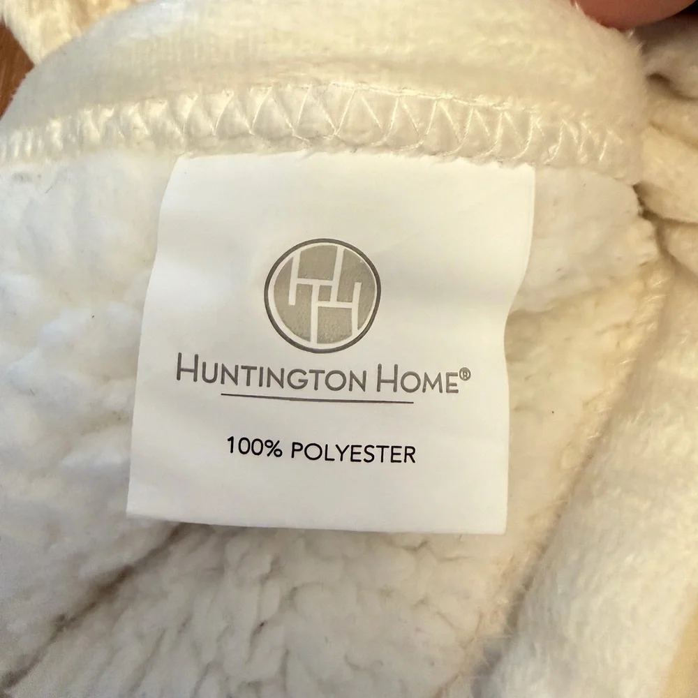 Huntington Home Cream Plush Blanket